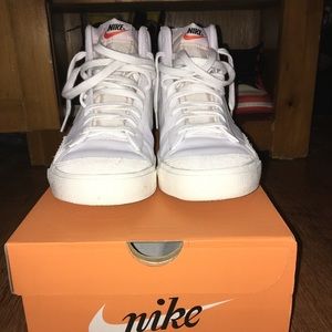 Nike Mid 77’ Blazer